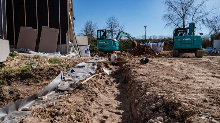 Terrain stable et bien nivelé